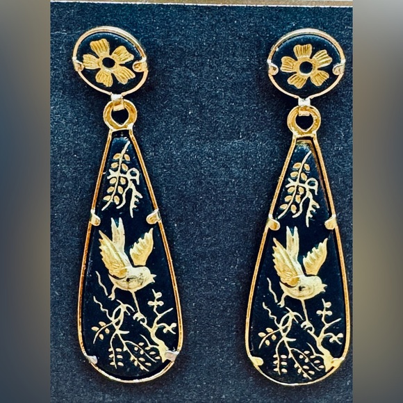 Alia Black and Gold Floral Bird Earrings - Picture 3 of 8